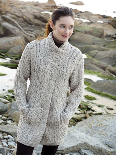 irish merino wool ladies 3 button aran coat