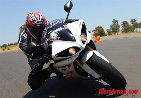 Believe the pr hype this time around. 2009 Yamaha R1 Reviewed! - Motorcycle.com News