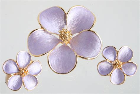 Vintage Lavender Enamel Flower Brooch Earring Set Light Purple Pastel