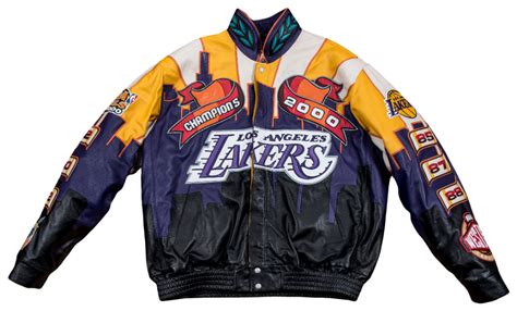 We are #lakersfamily 17x champions | want more? 2000 Los Angeles Lakers NBA Champions Custom Jeff Hamilton ...