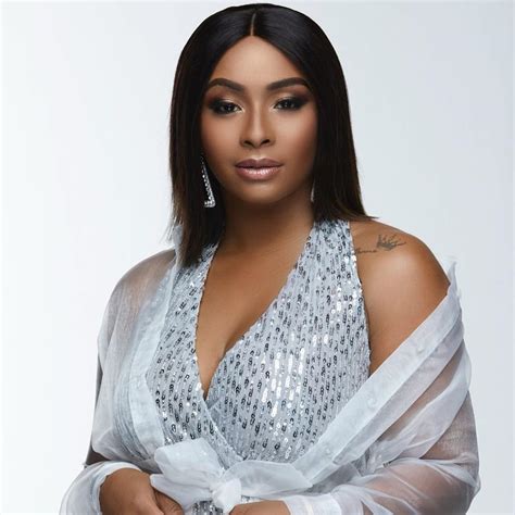 There's a new 'bev' in town as entrepreneur and television personality boity thulo launched her premium peach flavoured sparkling drink bt signture. Boity Thulo Biography - Quopedia