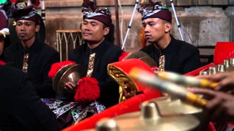 Balinese Gamelan Youtube
