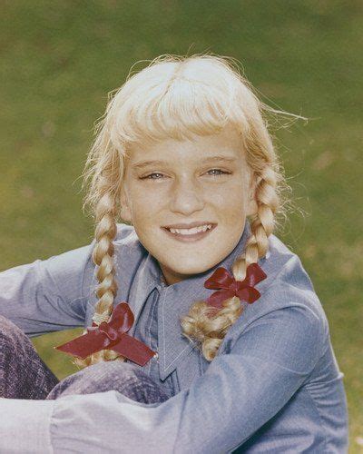 Susan Olsen In The Brady Bunch As Cindy Brady With Pig Tails 8x10