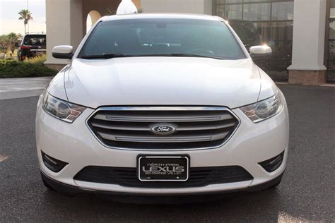 Pre Owned 2015 Ford Taurus 4dr Sdn Sel Fwd