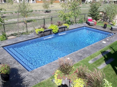Awesome 25 Stunning Rectangle Inground Pool Design Ideas With Sun