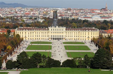 Find the perfect schloss schönbrunn stock photos and editorial news pictures from getty images. Schloss Schönbrunn in Wien Foto & Bild | europe ...