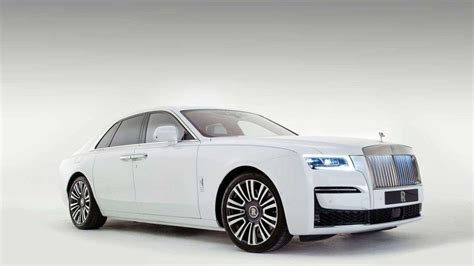 2nd Gen Rolls Royce Ghost Looks Classy And Expensive The Supercar Blog