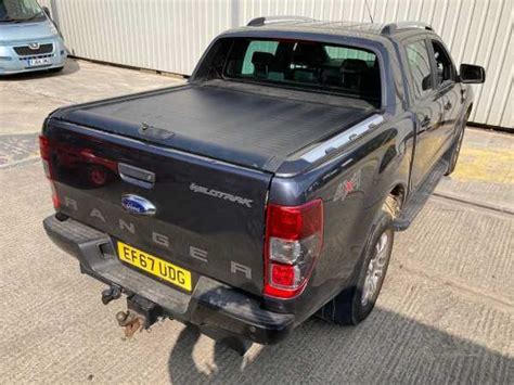 The shutter will lock in any position. USED Pro Roll Roller Shutter for the Ford Ranger T6 Wildtrak