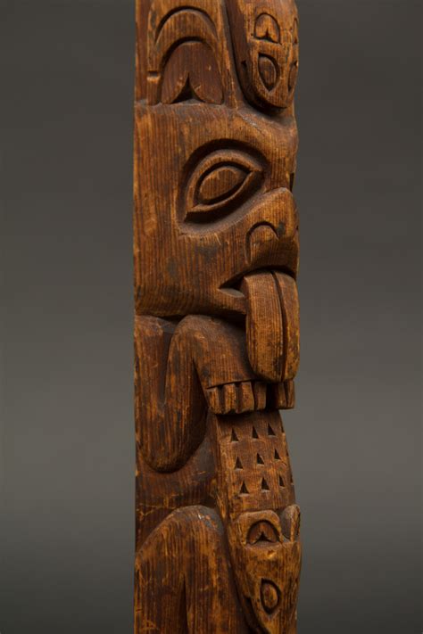 The representation of such object or creature. Model Totem Pole | Galerie Flak