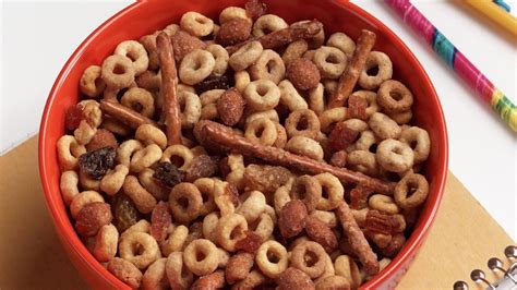 Cheerios Snack Mix Recipe Lifemadedeliciousca