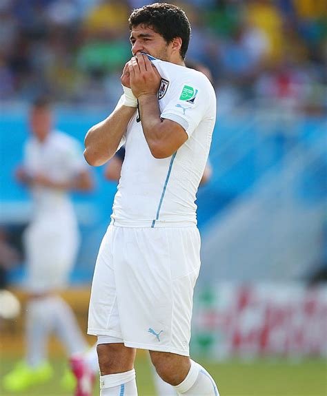 World Cup Talking Point The Dark Side Of Genius Suarez Rediff Sports