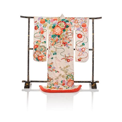 An Uchikake Outer Kimono For A Woman Showa Period 20th Century