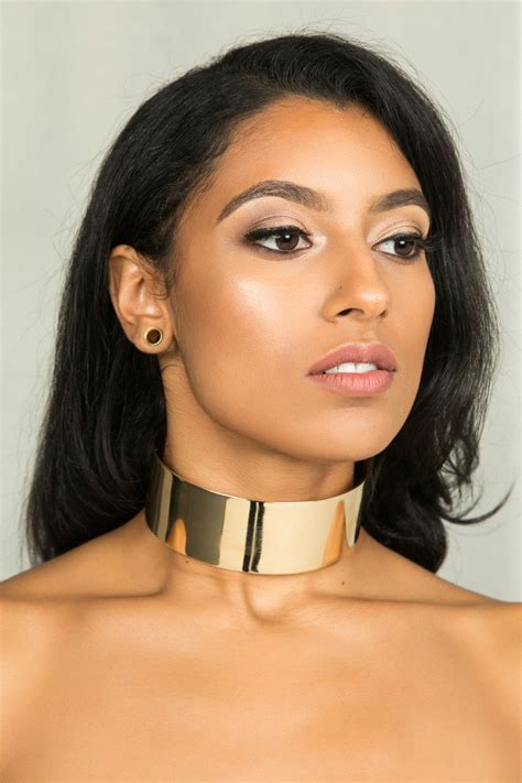Let S Make A Statement Gold Choker PRE ORDER SHIP DATE 7 1 Halsband