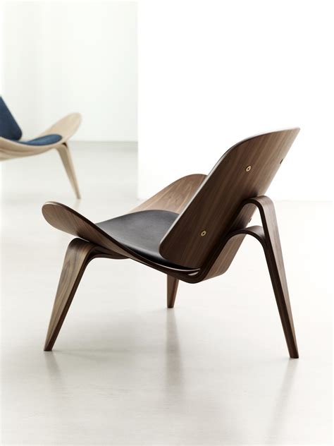 Designers around the world provide constant updates and personal spins, furthering the. 9 Iconic Chair Designs from the 1920s - 2000s