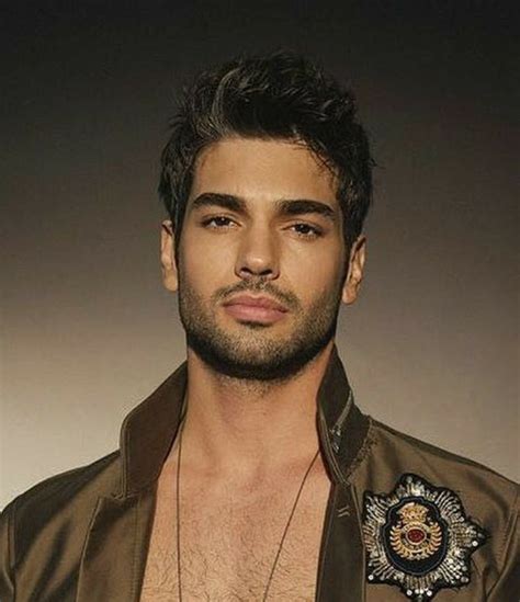 Pin By Claire Burke On Şükrü Özyıldız Handsome Men Arab Men Gorgeous Men