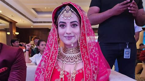 शादी की खबरों के बीच टॉवेल में वायरल हुआ अक्षरा का वीडियो फिर इंटरनेट पर मची सनसनी Bhojpuri
