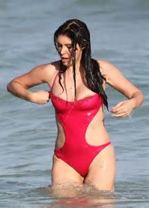 Brittny Gastineau In Red Swimsuit 02 Gotceleb
