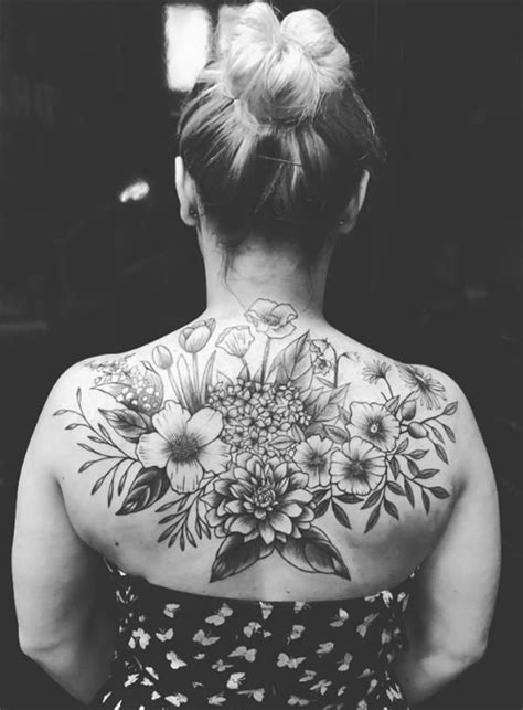 Flower Back Tattoo Design Ideas For Women Who Love Cool Life In 2021 Back Tattoo Design Back