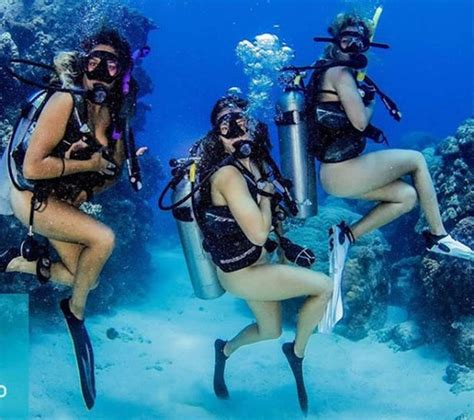 Brave Tourists STRIP Off For Naked Scuba Diving Sessions Would You