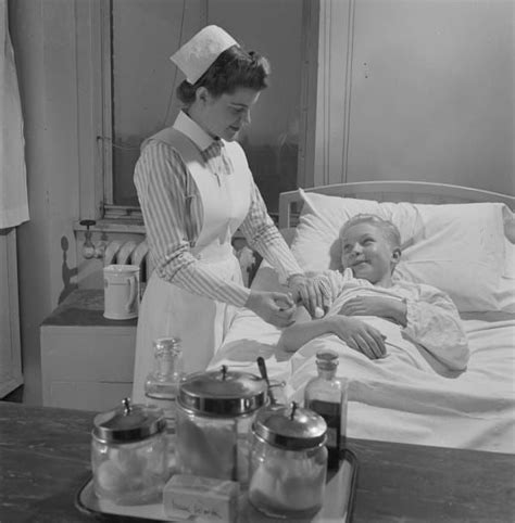 Verpleegster 1940 Vintage Nurse Nurse Training