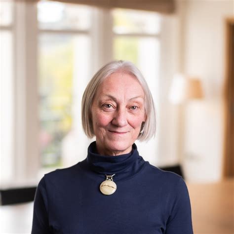 Readers & Leaders: Adopting activist leadership, speaking with