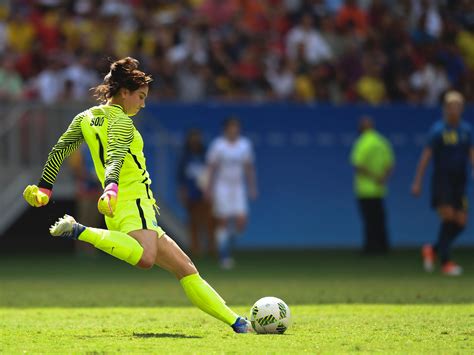 U S Women S Soccer Team Suspends Hope Solo For Sweden Comments