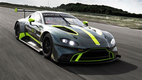 Check Out The New Aston Martin Vantage GT3 And GT4 Race Cars Top Gear