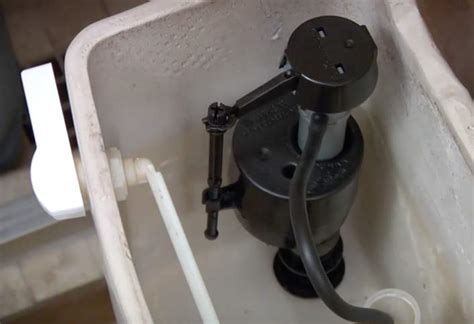 Replacing A Toilet Tank Fill Valve Dismantle The Toilet