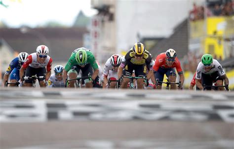 Tour De France Groenewegen Sprints To Victory In Stage 7