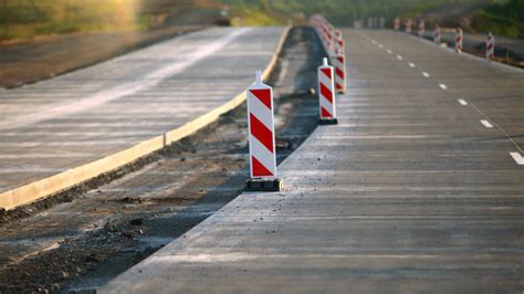 11 Different Types Of Road Surfaces Throughout History