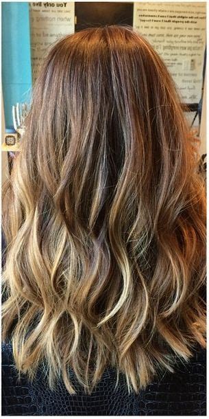 Plus, everything you need to know before getting lowlights. natural looking highlights for brunette hair | Hair Color ...