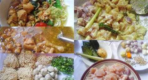 Pertama, kita akan membuat kuah kaldu mie ayam terlebih dahulu, yaitu dengan merebus lagi air rebusan daging ayam ditambahkan dengan lada bubuk, garam, dan tulang tambahkan garam dan penyedap rasa secukupnya. Cara Membuat Mie Ayam Rumahan yang Sederhana dan Enak