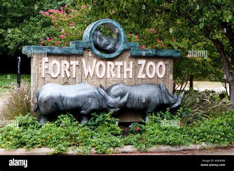 The Entrance To The Fort Worth Zoo In Texas Stock Photo Alamy