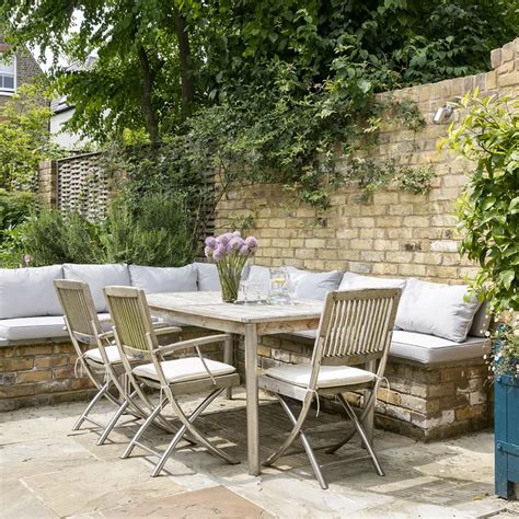Garden Seating Ideas For Your Outdoor Living Room