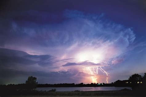 Severe Thunderstorm Warning For Kent County