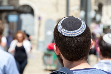5 Opciones De Sombreros Kipá Para Quienes Practican La Religión Judía