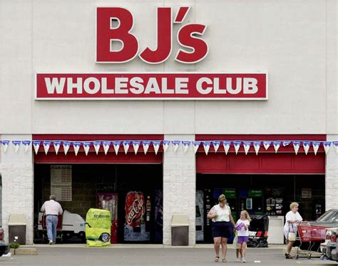 New BJ's Wholesale Club site to include companion stores - silive.com