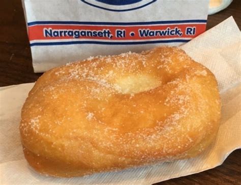 10 Must Try Rhode Island Foods And Where To Find Them Showbizztoday