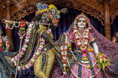 The Radha Madhava Deities In Mayapur What Are They Made