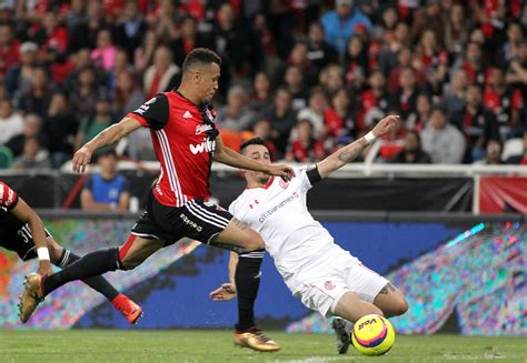 The summer 2019 transfer window for premier league clubs closed on 8 august 2019. Ravel Morrison likes tweet about re-joining West Ham - HITC