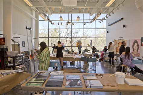 With indoor natural light photography, you need to let in as much light as possible. Gallery of Horvitz Hall / GUND Partnership - 8