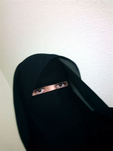 pin on niqab نقاب