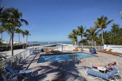 Bayside inn key largo offers a truly memorable outdoor ceremony setting on its exclusive beachfront. Bayside Inn Key Largo - Key West Beachfront Hotels
