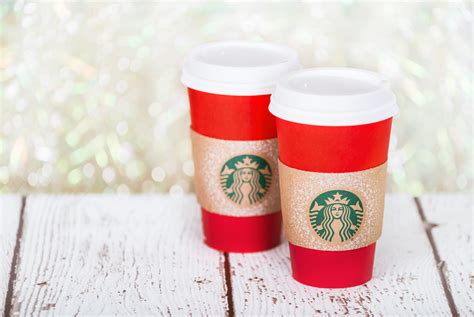 Starbucks Red Cups 2019: When do Christmas Holiday Drinks Start Going ...