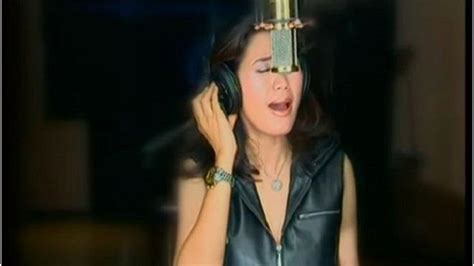 We did not find results for: Chord Kunci Gitar Samar Bayangan - Nicky Astria, Lirik Lagu: Biarlkanlah Diriku Sendiri - Tribun ...