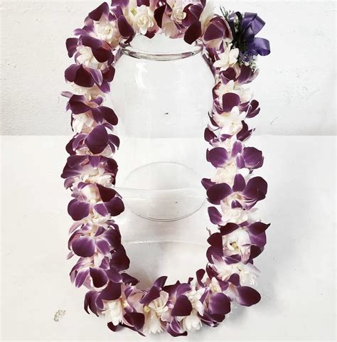 Hawaiian Lei Tuberose With Orchid Locally Grown In Honolulu Hi