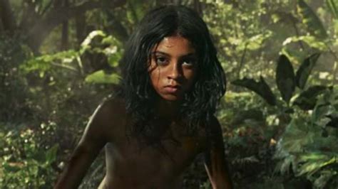 Mowglis Trailer Gives Glimpse Into Jungle Books Darkest Adaptation
