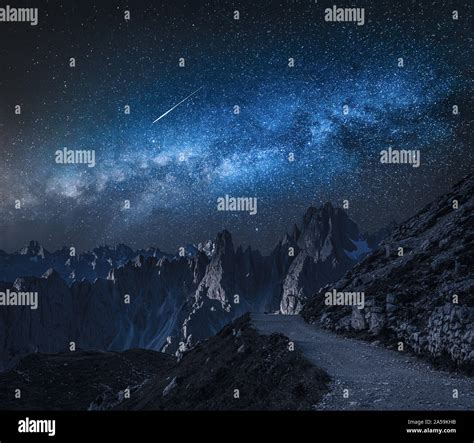 Milky Way Over Mountain Path To Tre Cime Dolomites Stock Photo Alamy