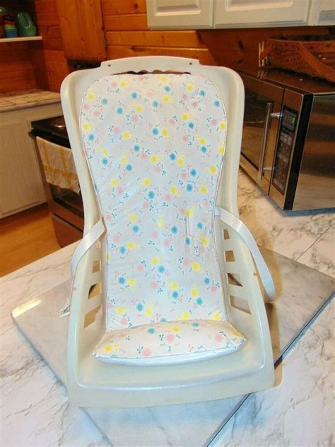 Safety, of course — but also installation, size, weight, specific features, price, and how the car seat. Vintage Baby Seat Infant Carrier JOHN--EE-SEAT 1960's ...
