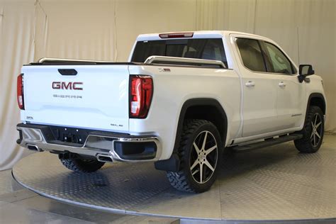 New 2019 Gmc Sierra 1500 Sle Capital Custom 4wd Crew Cab Pickup